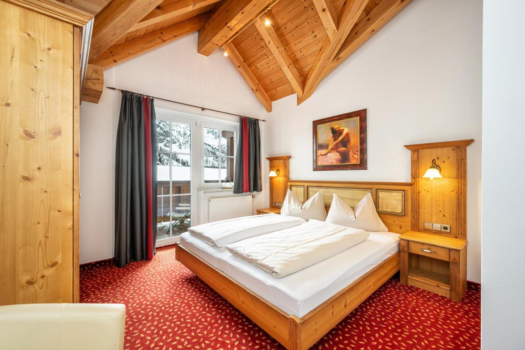 Hotel Almschloessl & Schrotteralm Obertauern Room photo